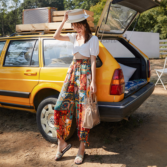 New Women's Loose Retro Print Beach Pants