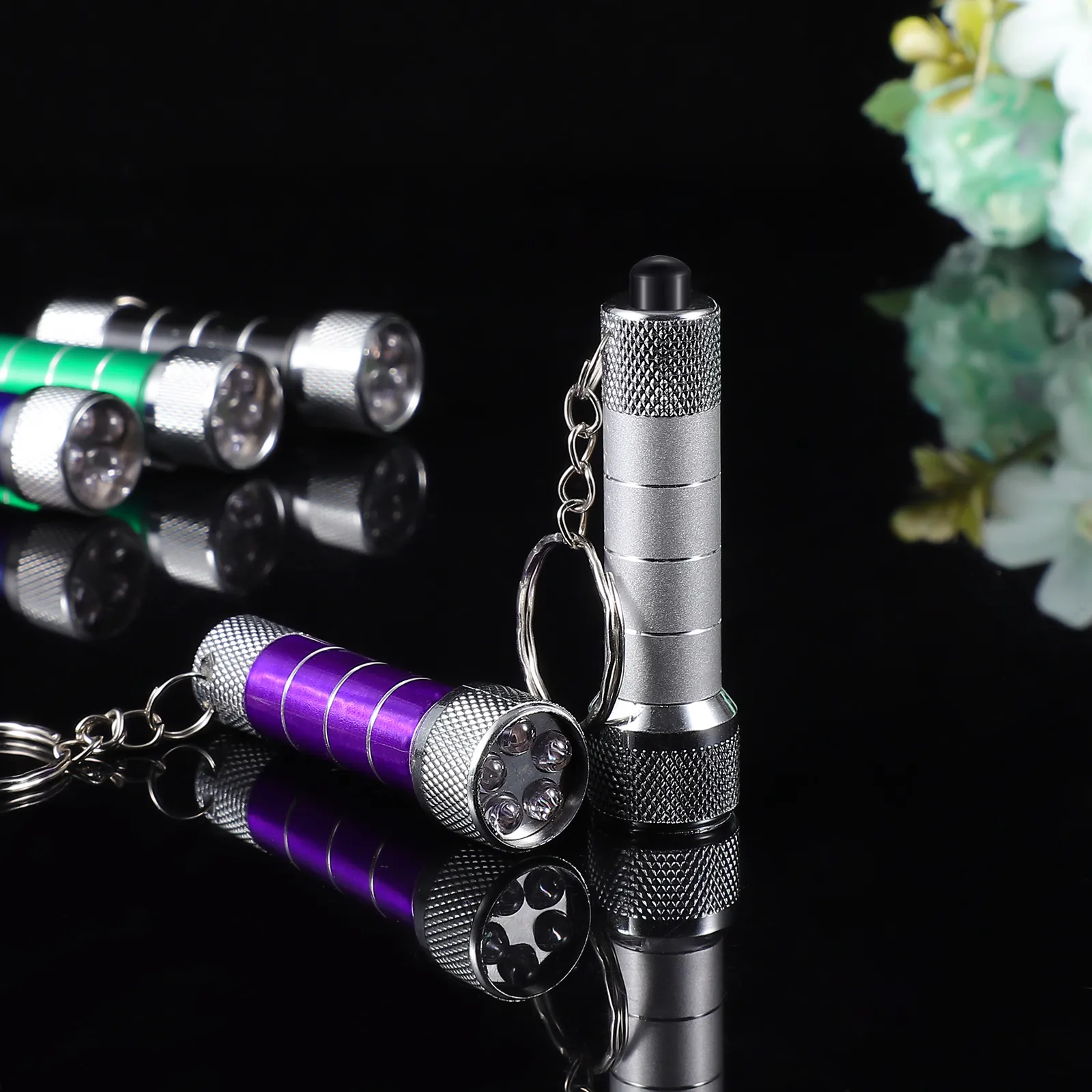 Mini Keychain Light Emergency Night Light Camping Flashlight Portable LED Torch Aluminum Keyring – image 2