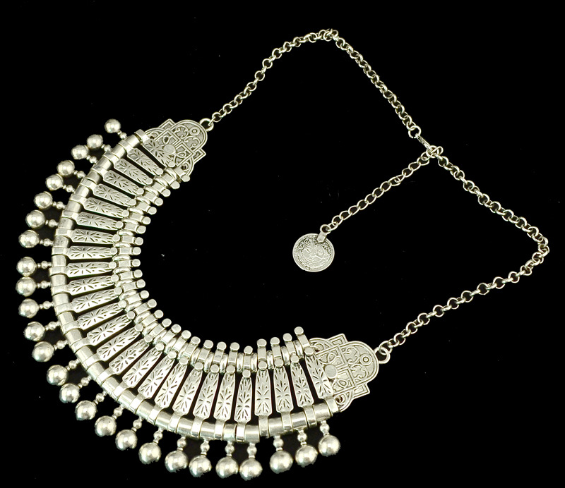 Factory Wholesale Vintage Simple Coin Semicircle Necklace