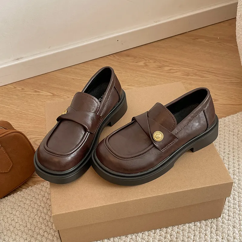 Versatile Autumn Retro Loafers Women, Camellia Gold