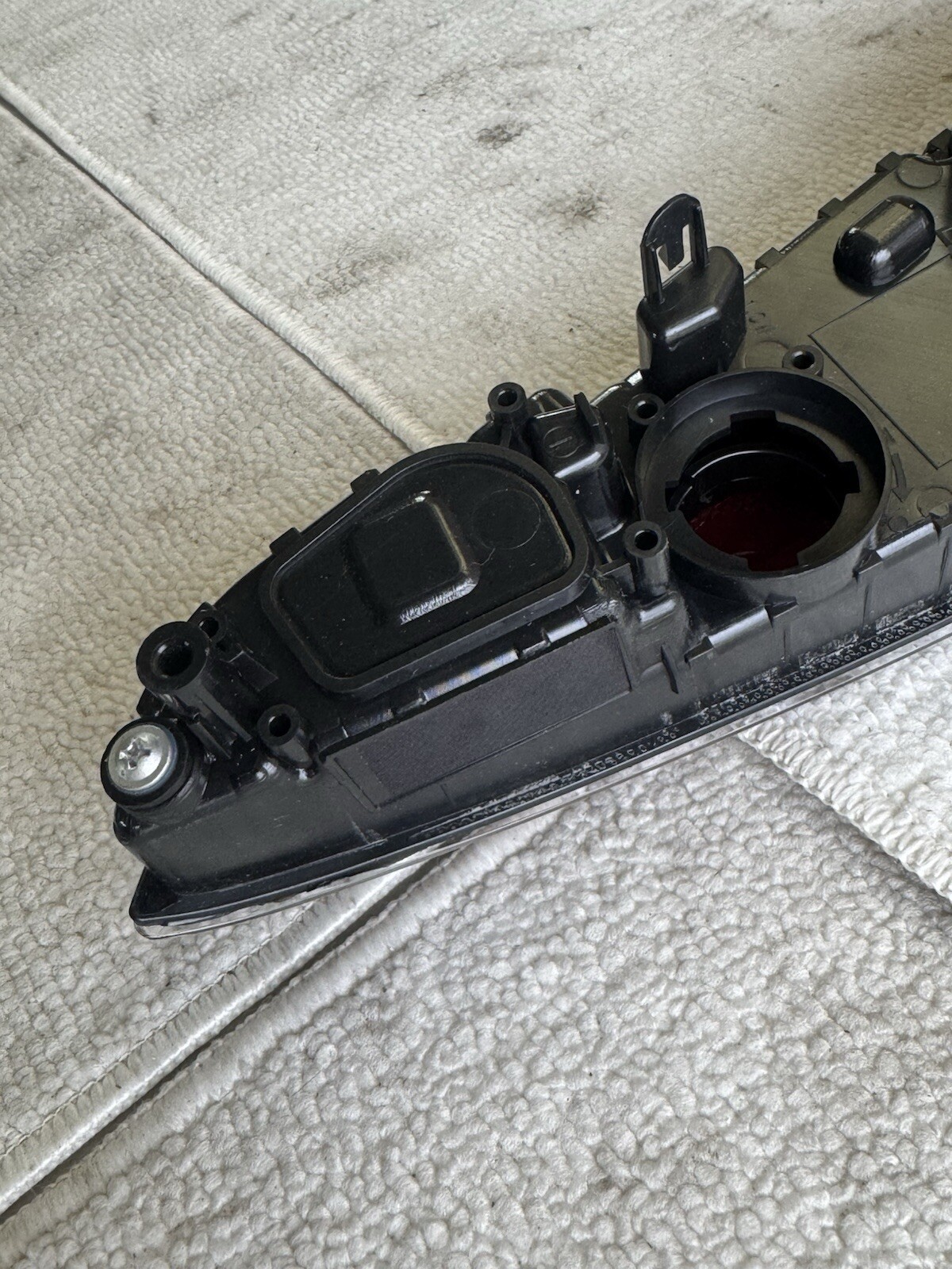 Passenger Side Left Rear Bottom Bumper Light For Toyota Prius — image 8