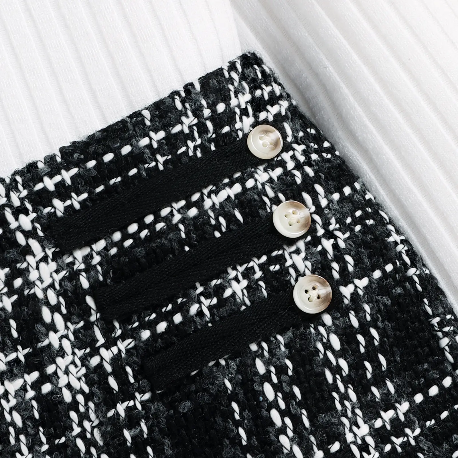 Children's Off-the-shoulder Top Tweed Plaid Classic Style Shorts Girls' Suit