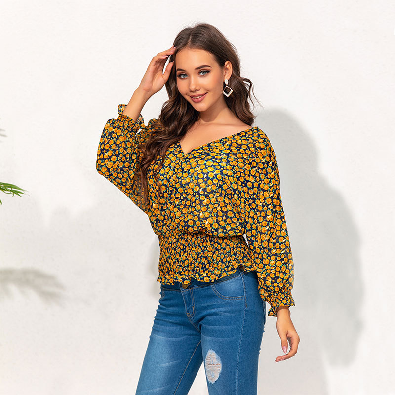 Title 2, Long-sleeved Deep V-neck Floral Waist Top