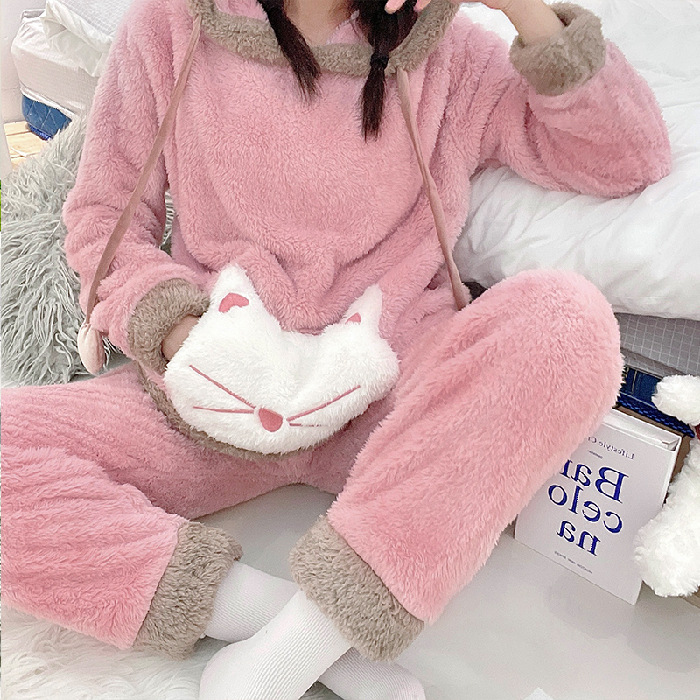 Title 3, Cute Coral Velvet Warmth And Velvet Padded Pajamas