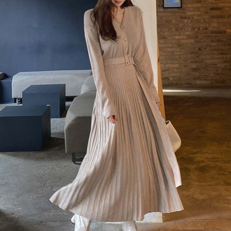 V-Neck Pleated Midi Dress, picture 2 of 5