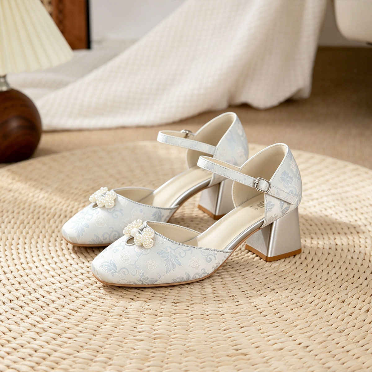 Light Blue Jacquard One-piece Platform High-heeled Women's Shoes. Oriental Beauty Pearl Buttoned Square-toe Hollow High-heeled Shoes. Elegant Versatile Single Shoes. Elegant Formal And Casual Shoes Fo