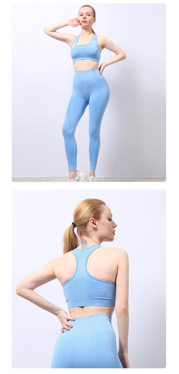 Women's sportswear active pose
