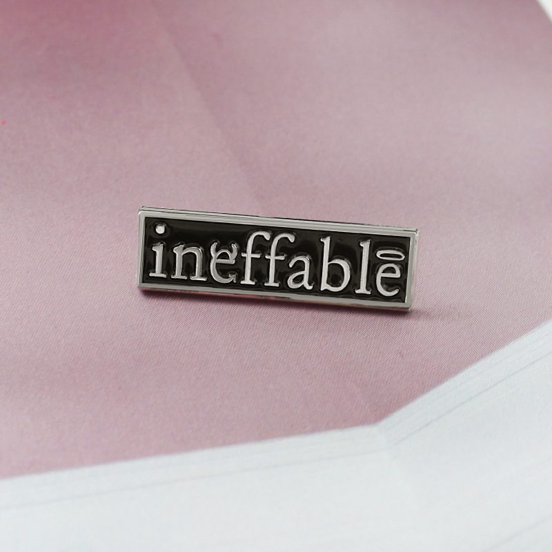 Find your own position monogram brooch (black)