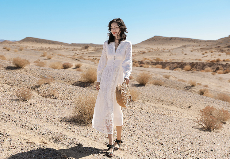 High Waisted And Slim Looking Long Skirt For Vacation