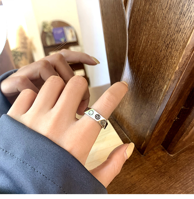 Do Not Fade The Ring Female Smile