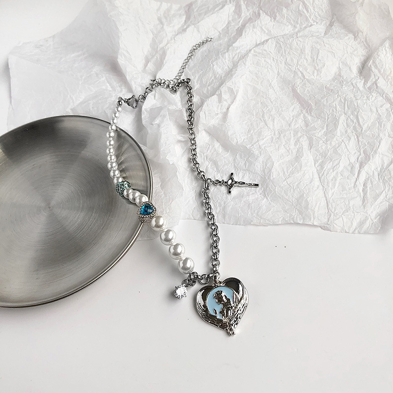 Diamond-studded Mother Of Love With Pearls And Gems