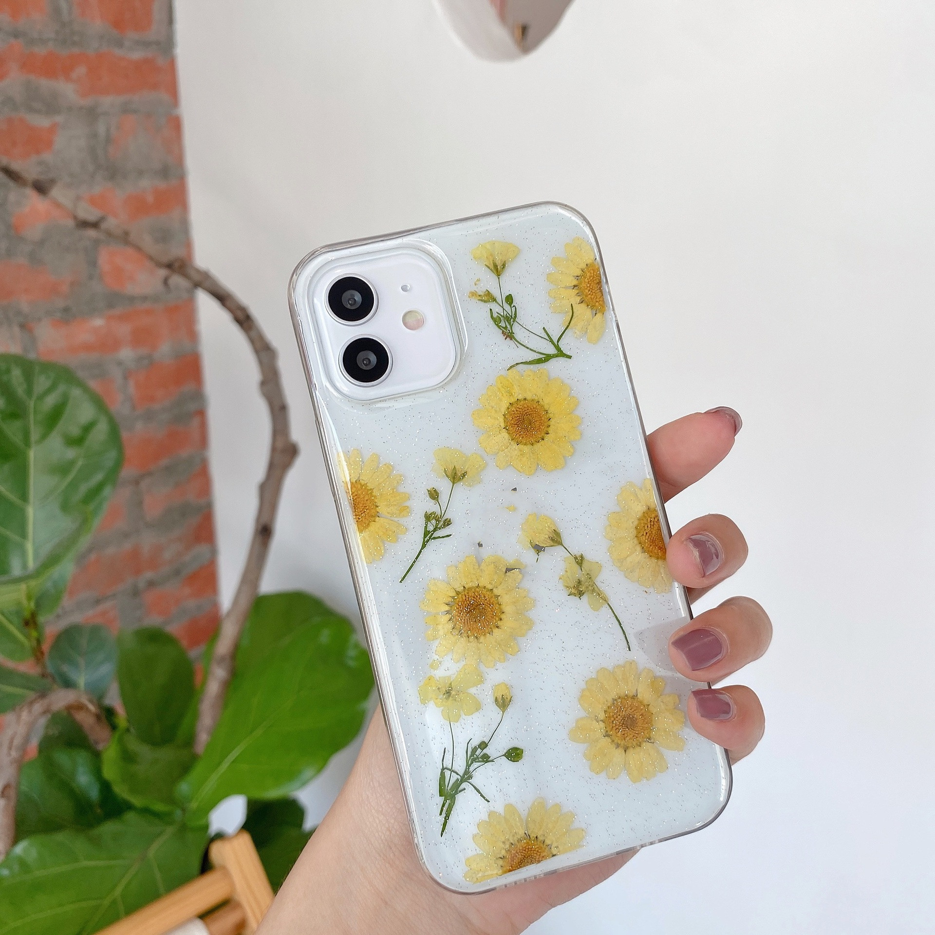 Transparent Epoxy Real Flower Silicone Phone Case