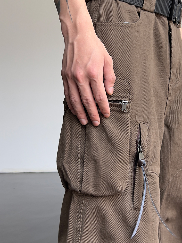 خصر مرتفع واسع بنمط فضفاض وكلاسيكي