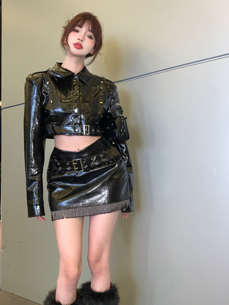 Women's Short Motorcycle Leather Jacket With High Waist And Slim Skirt Set