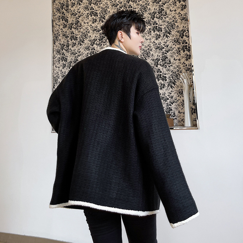 Men's Autumn Round Neck Jacket Contrast Braided Belt Hemming