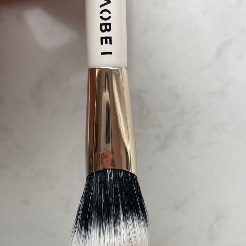 Double-ended Blush Brush — foto 8