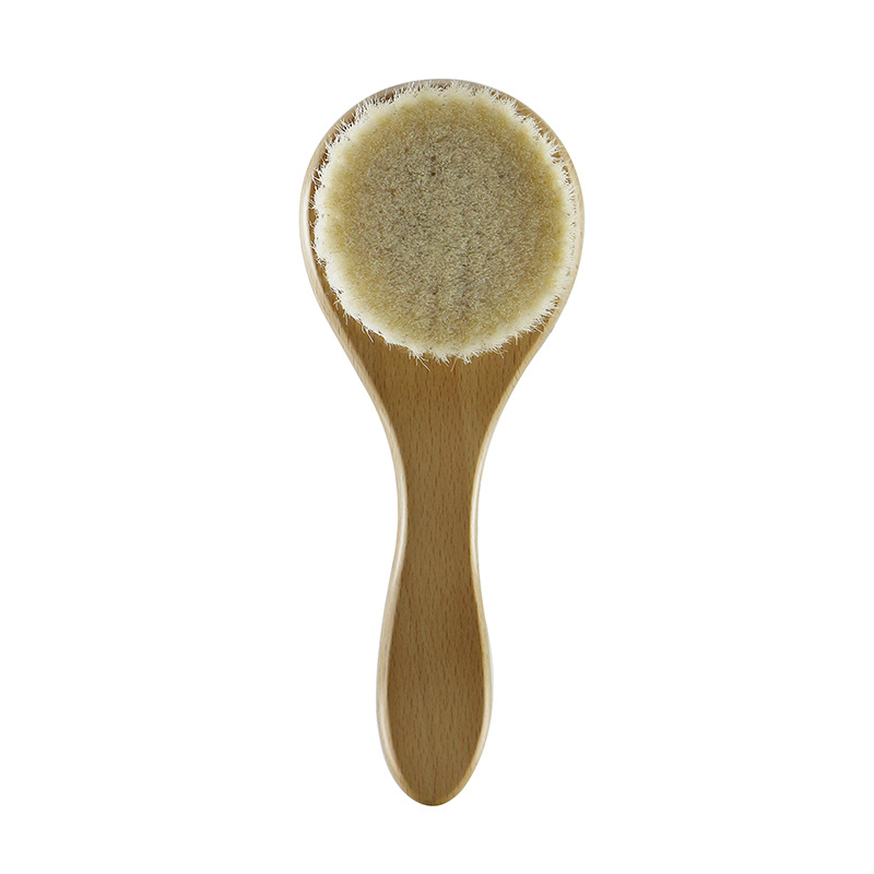 Round wool brush