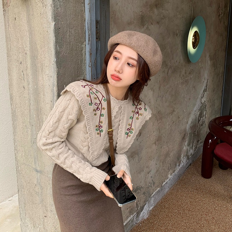 Temperament Lapel Flower Embroidery Knitted Sweater Women's Skirt Fashion Suit