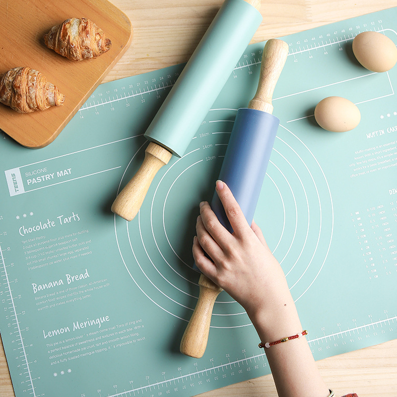 BEYONDARY Thickened Non-Slip Rolling Pin with Large Non-Stick Mat