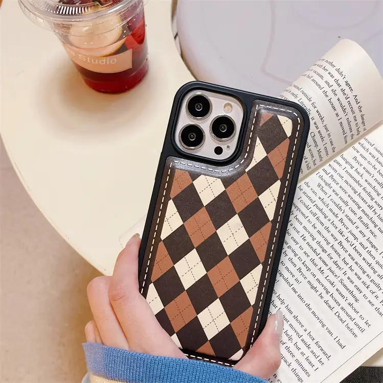 Leather Retro Red Brown Plaid All-Inclusive Phone Case