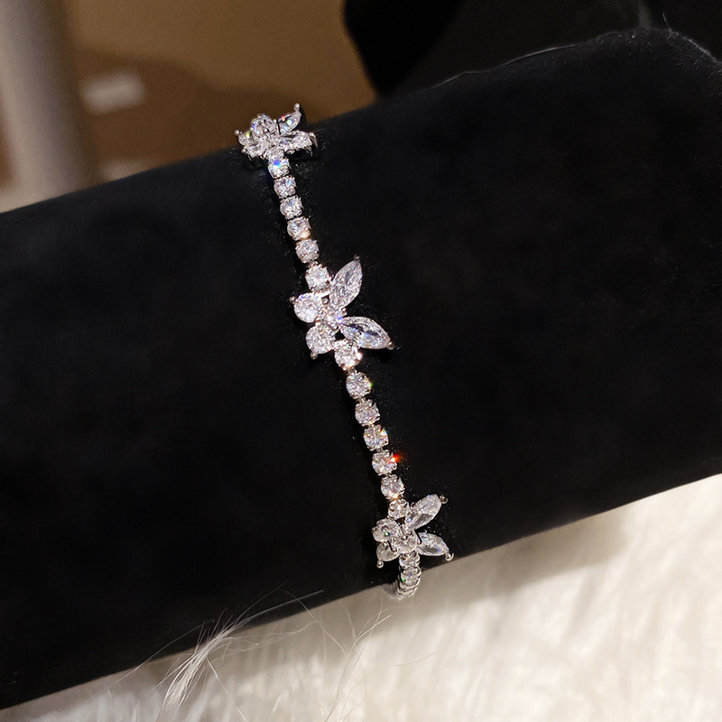 French Style Flower Buckle Zircon Bracelet For Women Luxury Floral Clasp Bangle Wedding Party Jewelry