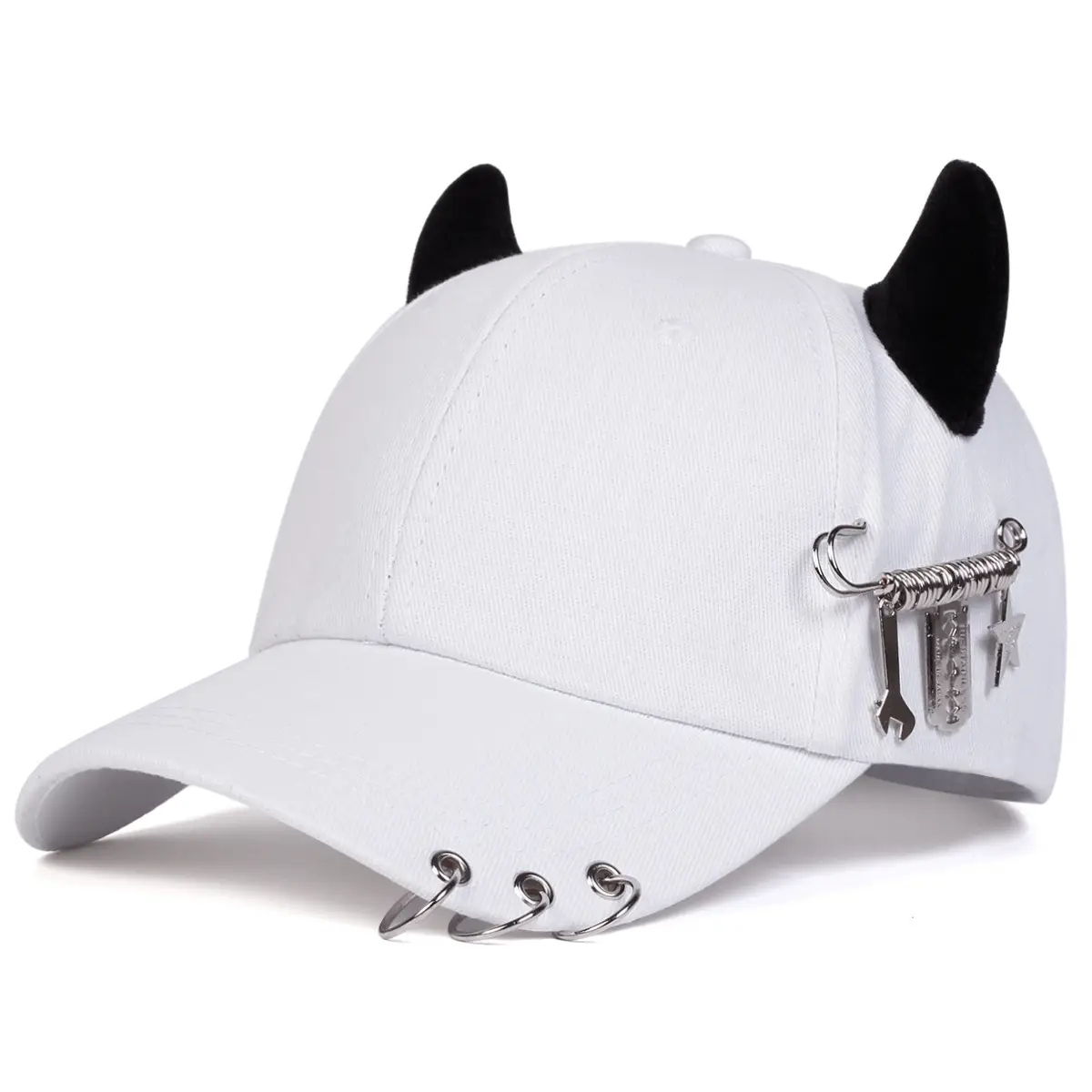 The Solid-color Iron Ring And Ox Horn Metal Tool Decoration Adjustable Simple And Casual Baseball Cap Is Suitable For Outdoor Travel And Shopping