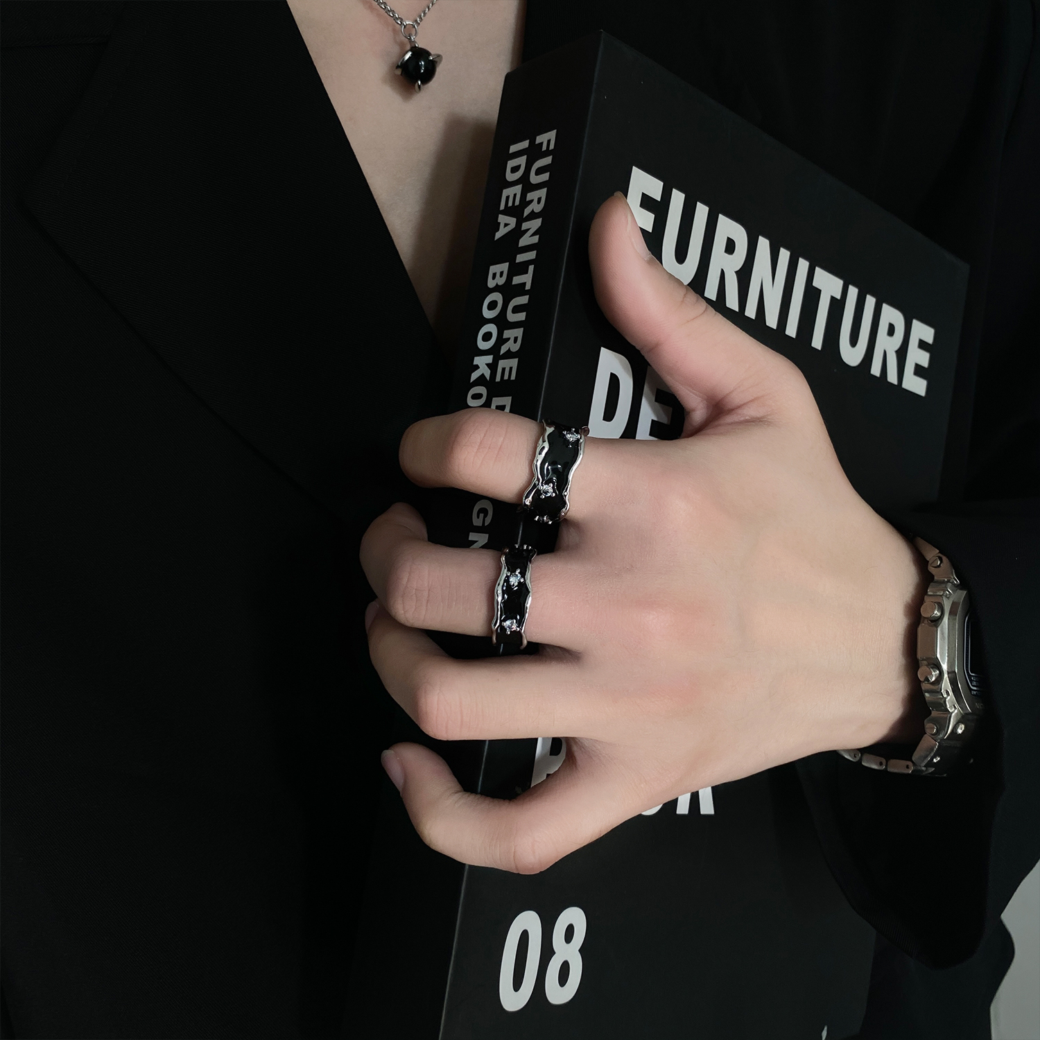 خاتم زوجي فخم بتصميم بارد عالي الجودة