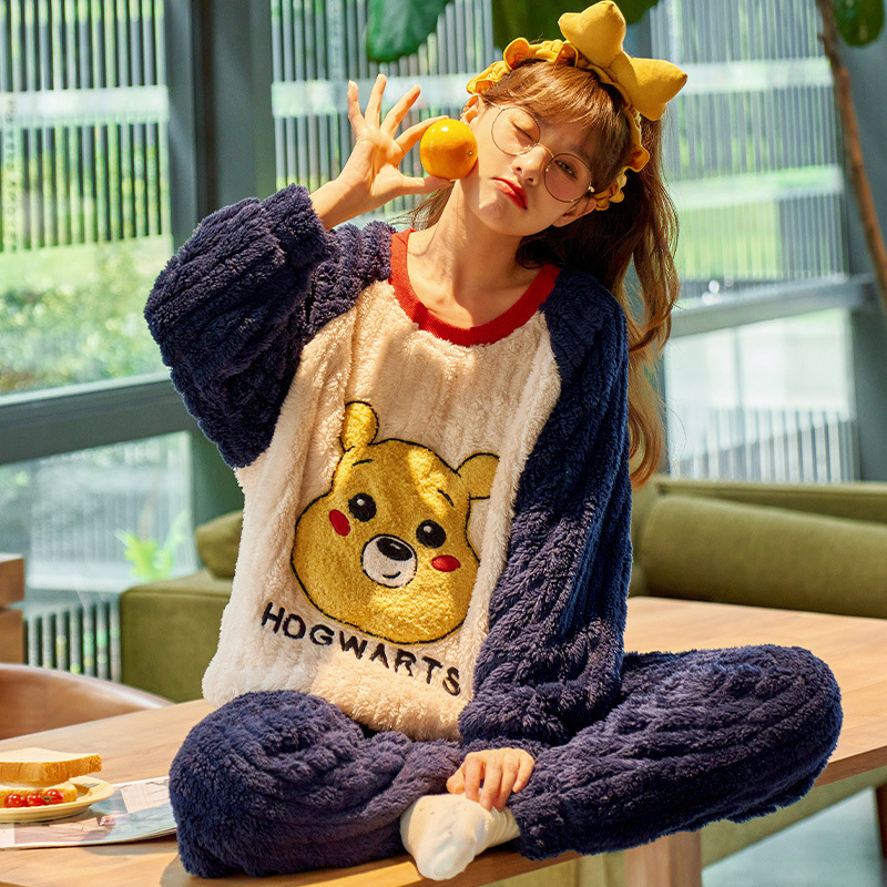 Women's Winter Thickened Flannel Long Pajamas