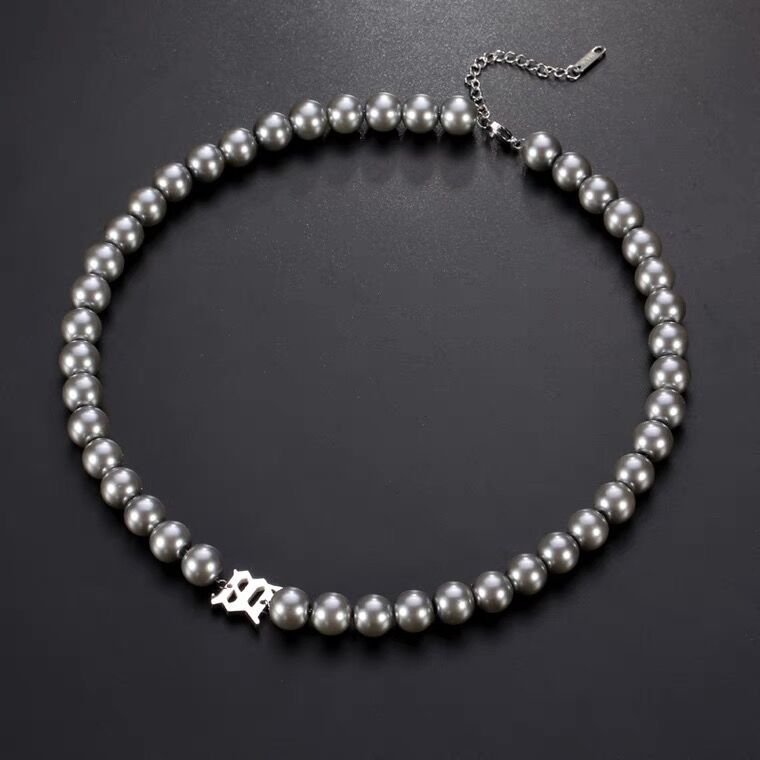 Mens Fashionable And Versatile Gray Pearl Letter Necklace