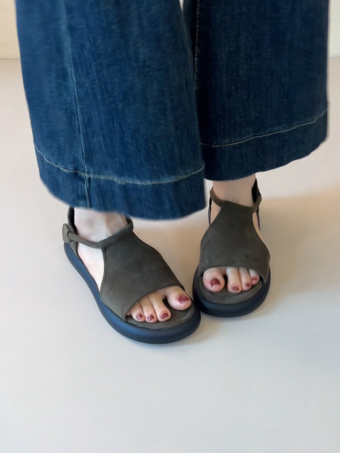 Women Platform Height-Increasing Hook And Loop Roman Sandals, 2026 New Summer Retro Open Toe Casual Sandals For Dresses Outdoor Wear product image