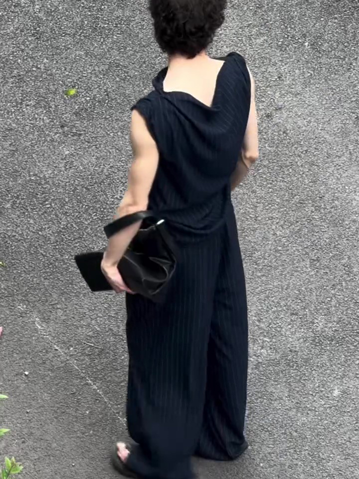 Men's Pinstripe Sleeveless Top And Wide - Leg  Pants Set