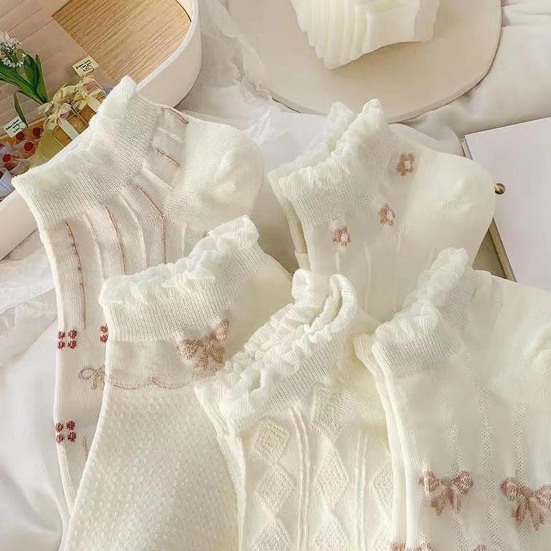 Women's Coquette Floral Embroidery Ankle Socks, White Ruffle Trim Socks With Cute Flower Print, Low-Cut Cotton Socks For Summer & Preppy Style