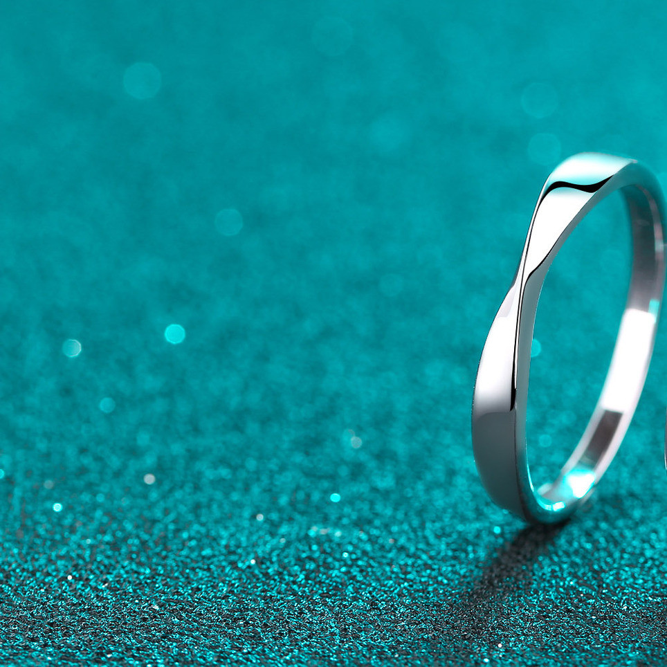 New Women's Mosang Stone Ring