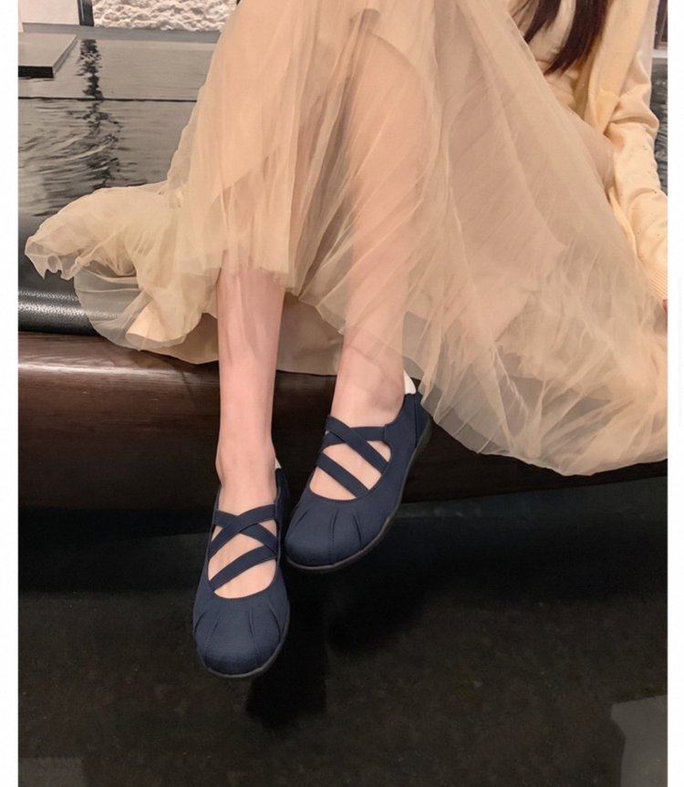 Hollow Out Mary Jane Flats