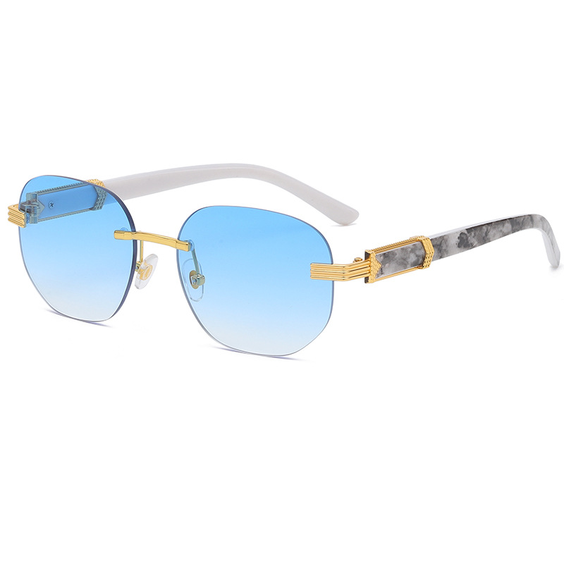 Sunglasses Trend With Marbled Wood Temples - Image 5