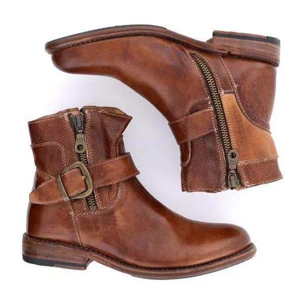 جزمة مارتن قصيرة بكعب مربع منخفض