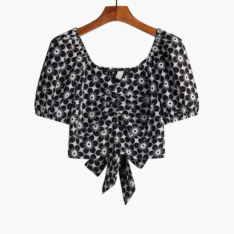 Women's Short Sleeve Thin Floral Puff Shirt - Black