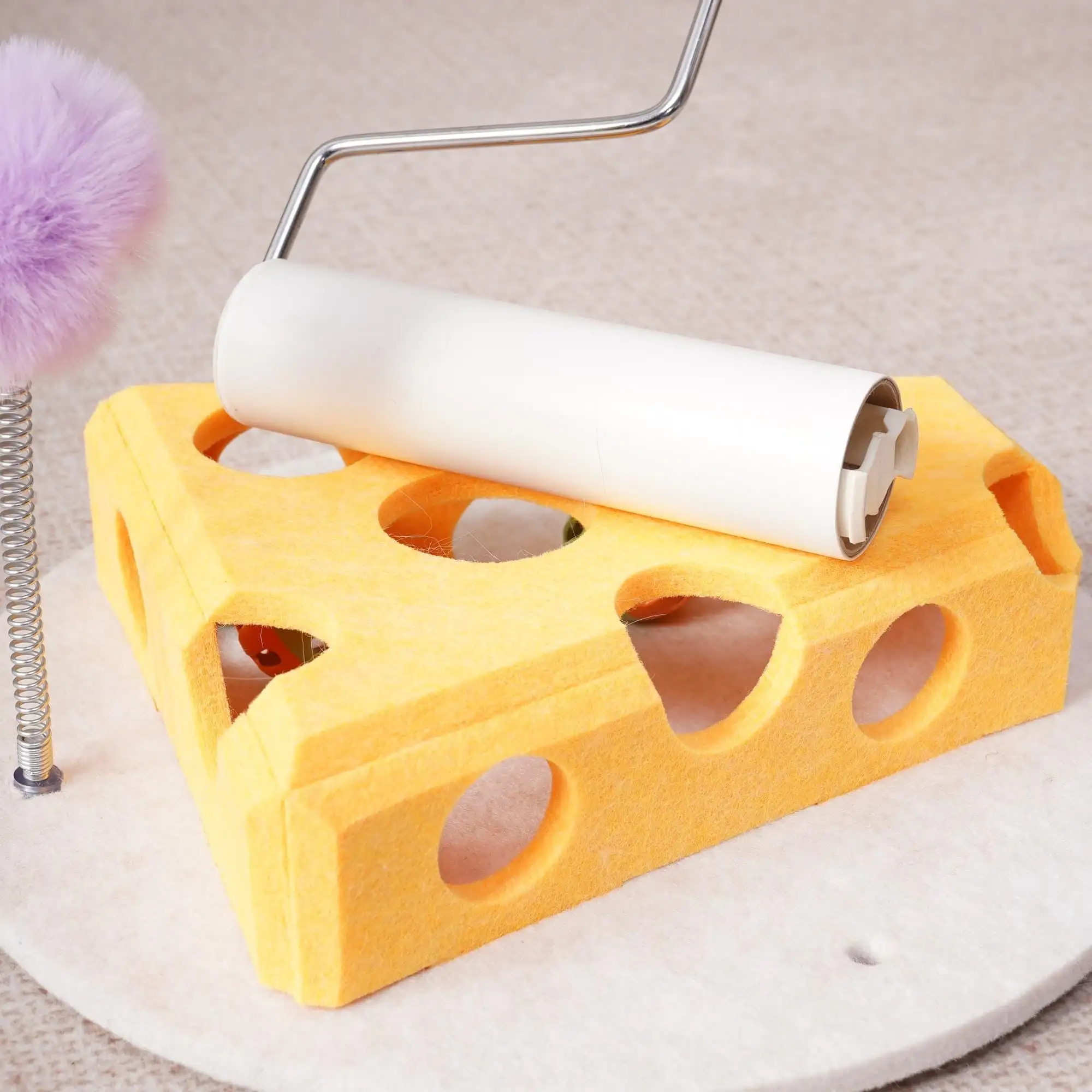 Cat Puzzle Toy With Ball And Spring-loaded