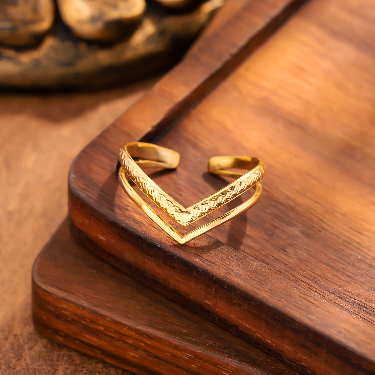 Fashion V Shaped Ring, European & American Trend, All Match Adjustable Open Band, High End... thumbnail 3