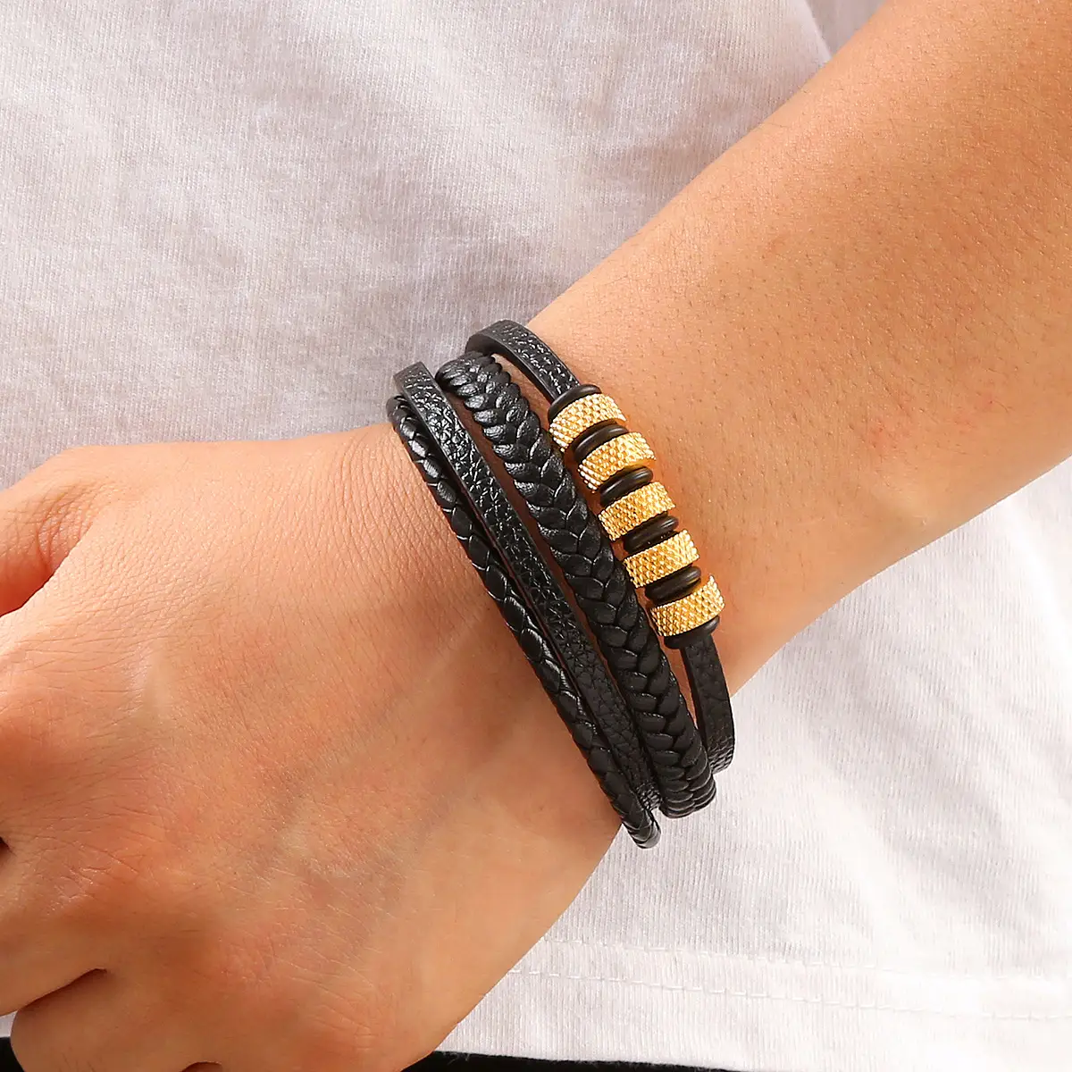 Men's Stainless Steel Bracelet Leather Hand-woven Magnetic Buckle Bracelet