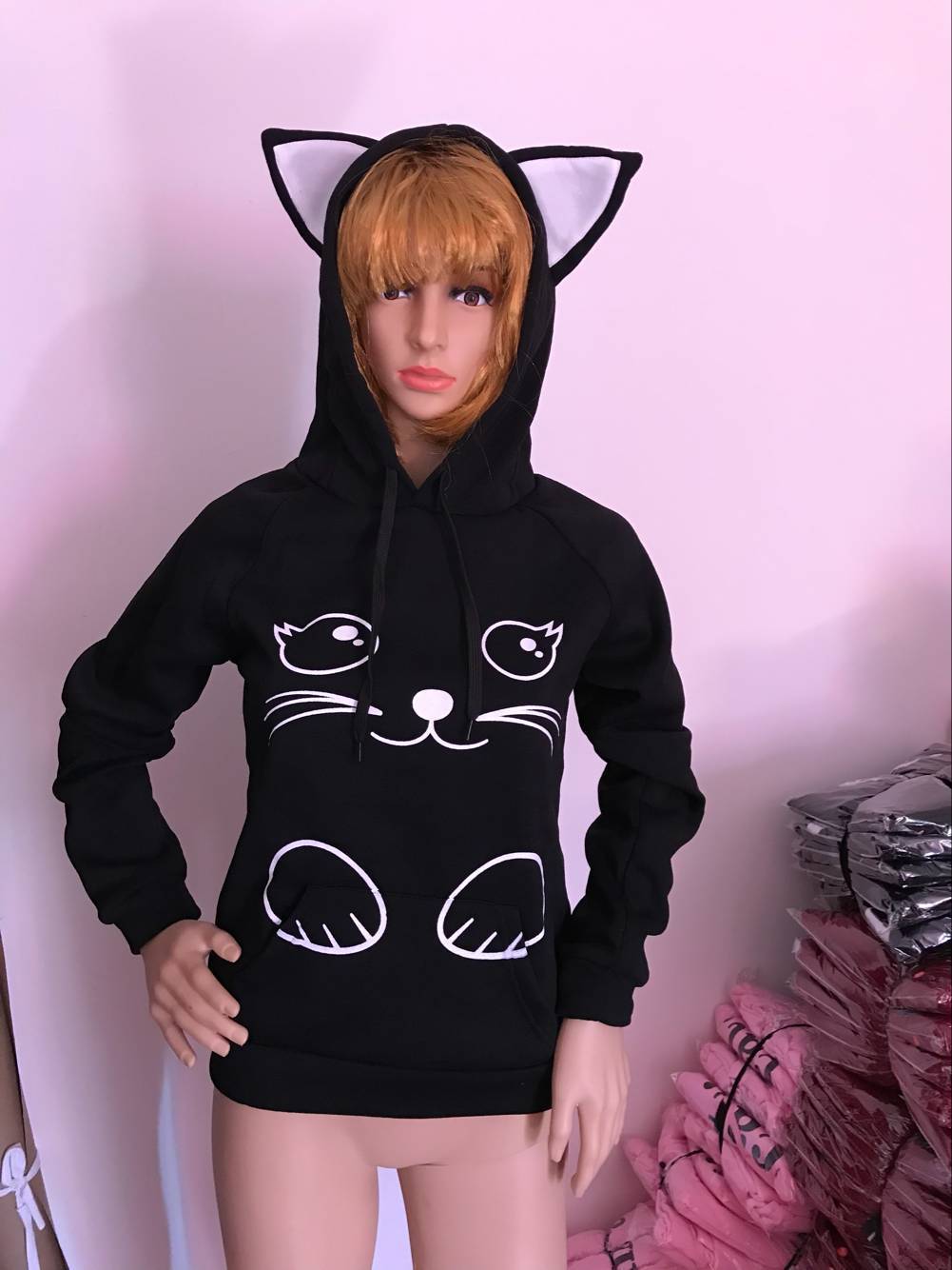 Title 6, Loose cat print hoodie