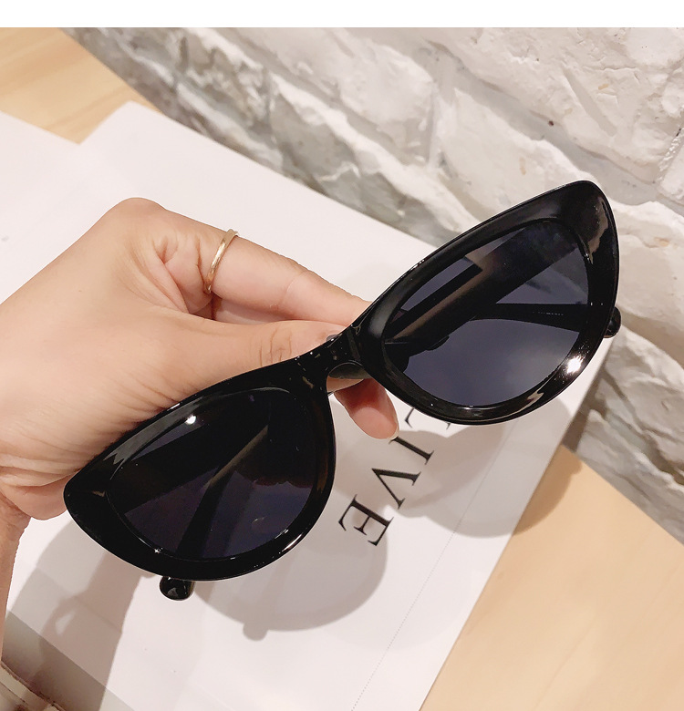 Title 5, Harajuku cat eye sunglasses