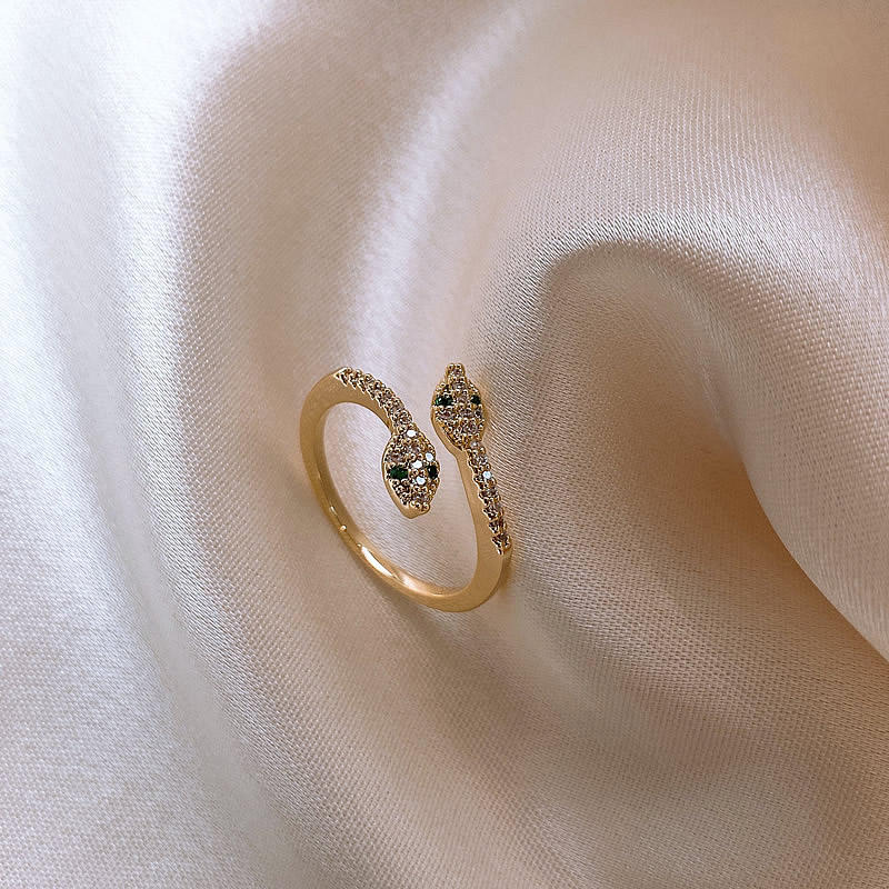 Fashionable And Luxurious High-end Snake Ring