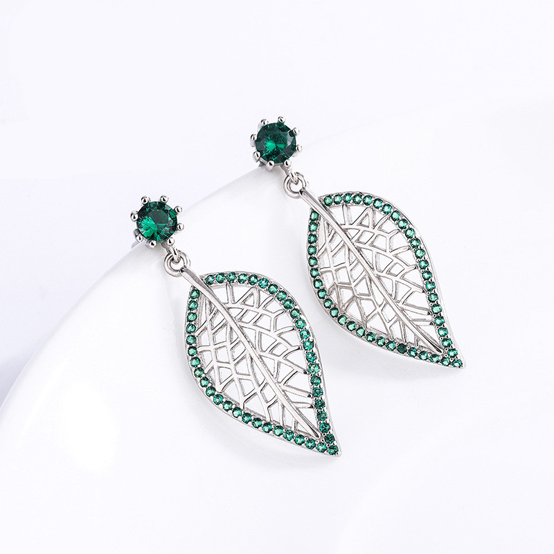 S925 Sterling Silver Jewelry Leaf Stud Earrings With Green Diamonds