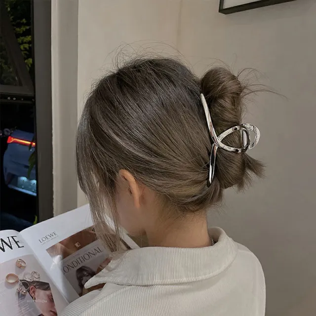 Large Metal Hairpin Female Shark Clip The Back Of The Head 2 Style - Shop at LoveMi
