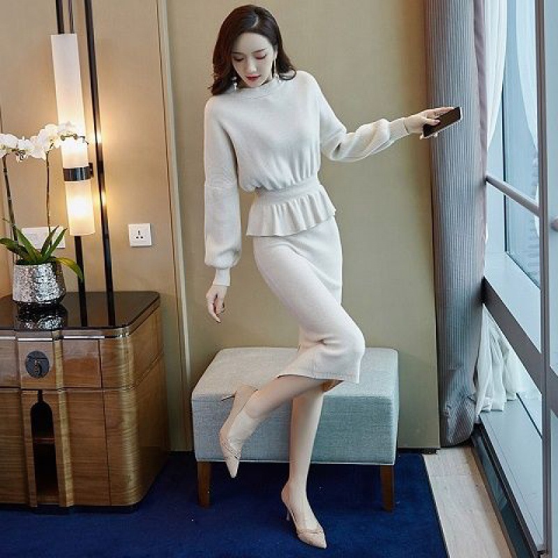 Title 8, Temperament Goddess Fan Sweater With Long Skirt...