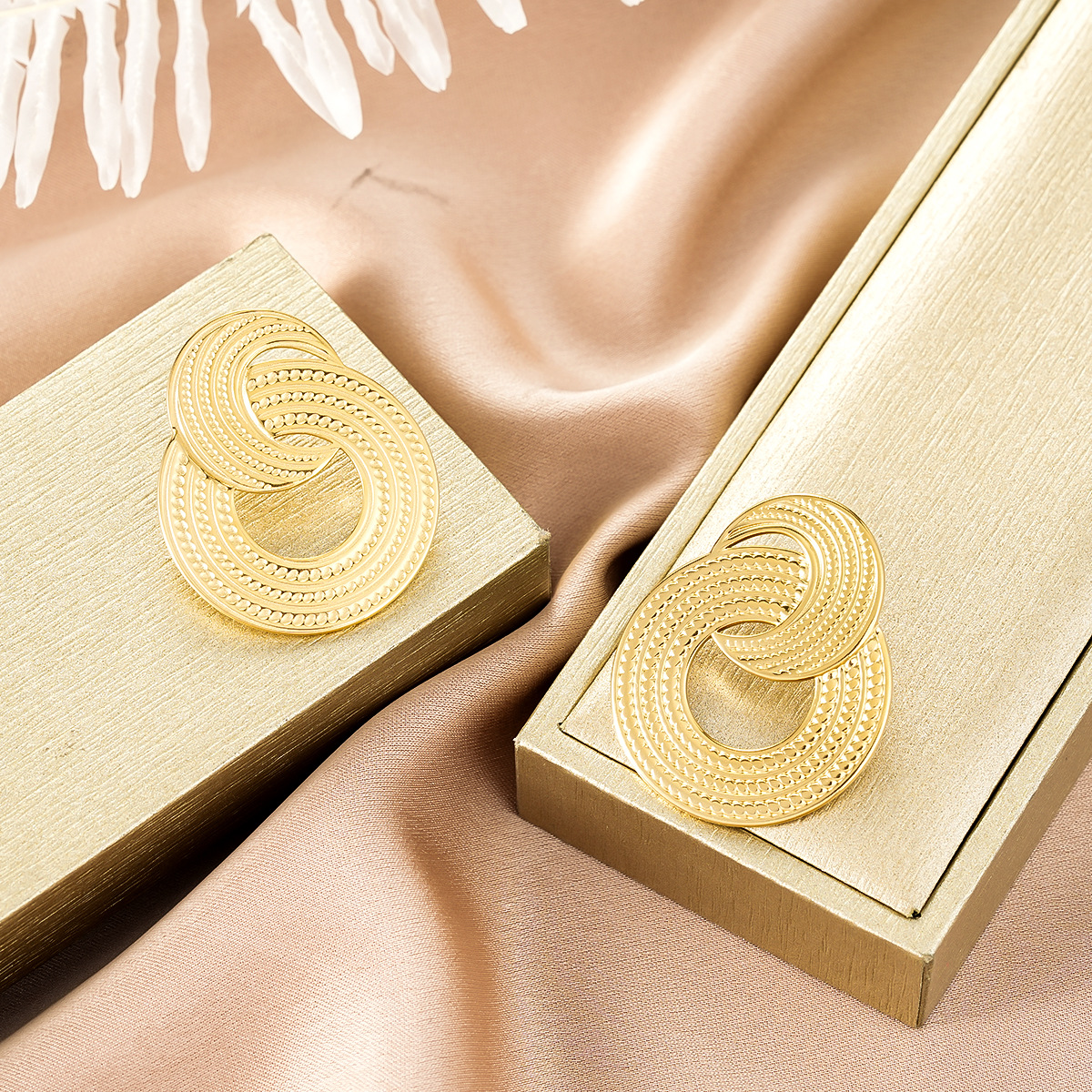 Style 22-1 Pair preview