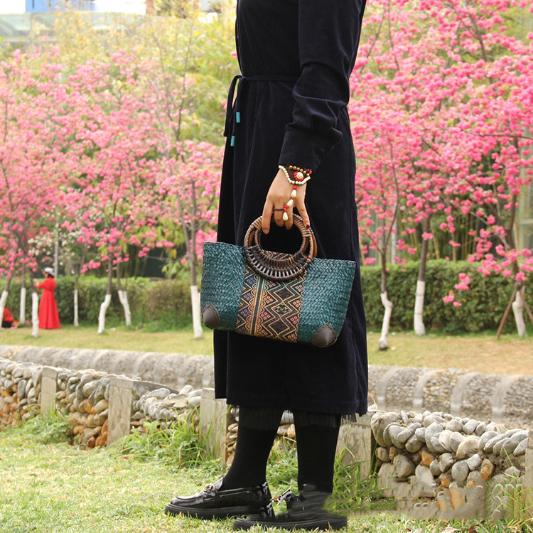 New Women's Leisure Holiday Rattan Bag