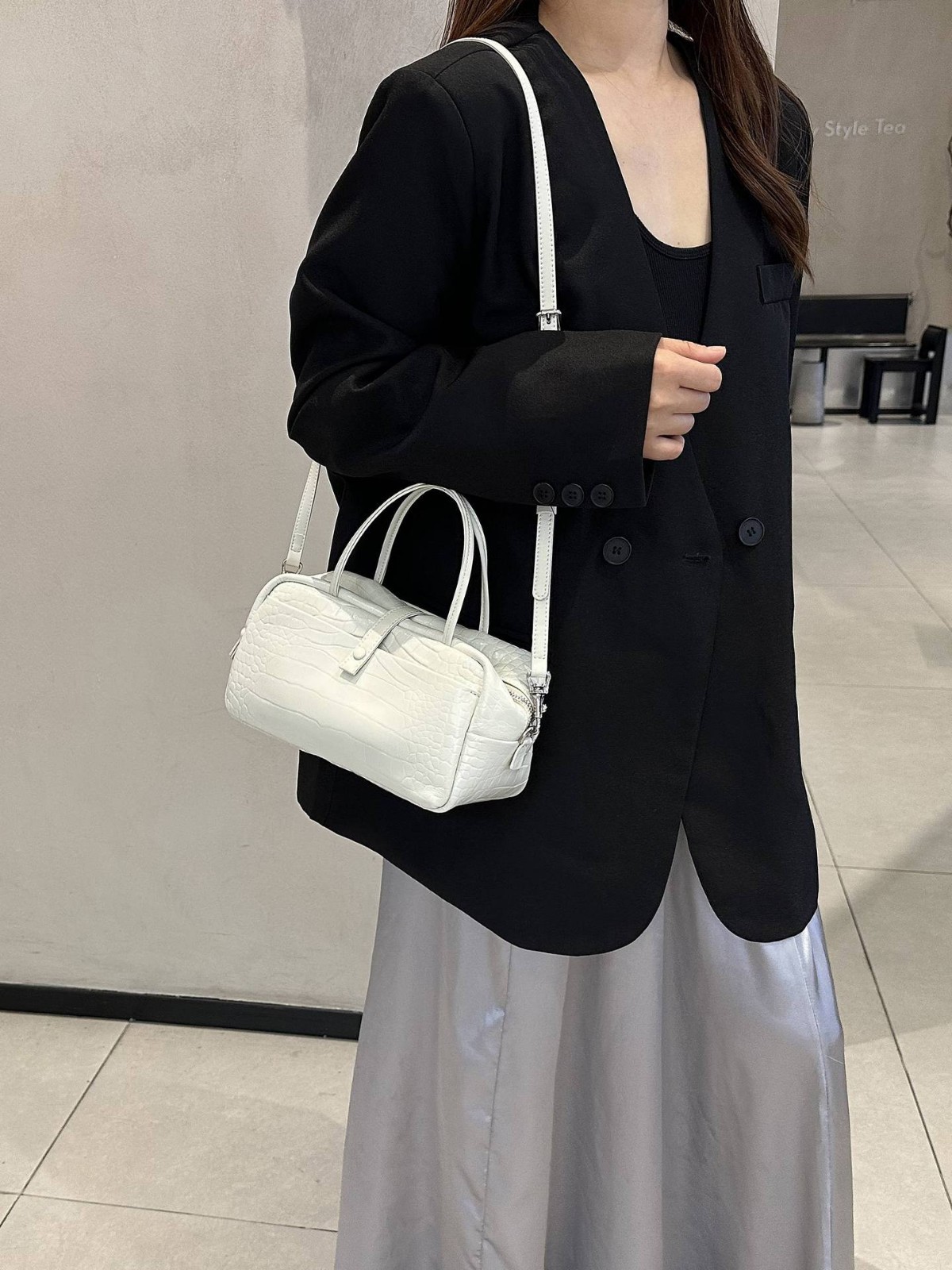 Cross-border Niche Design Crocodile-pattern Toast Bag, Luxury First-layer Cowhide, High-end Genuine Leather Women's Handbag 8