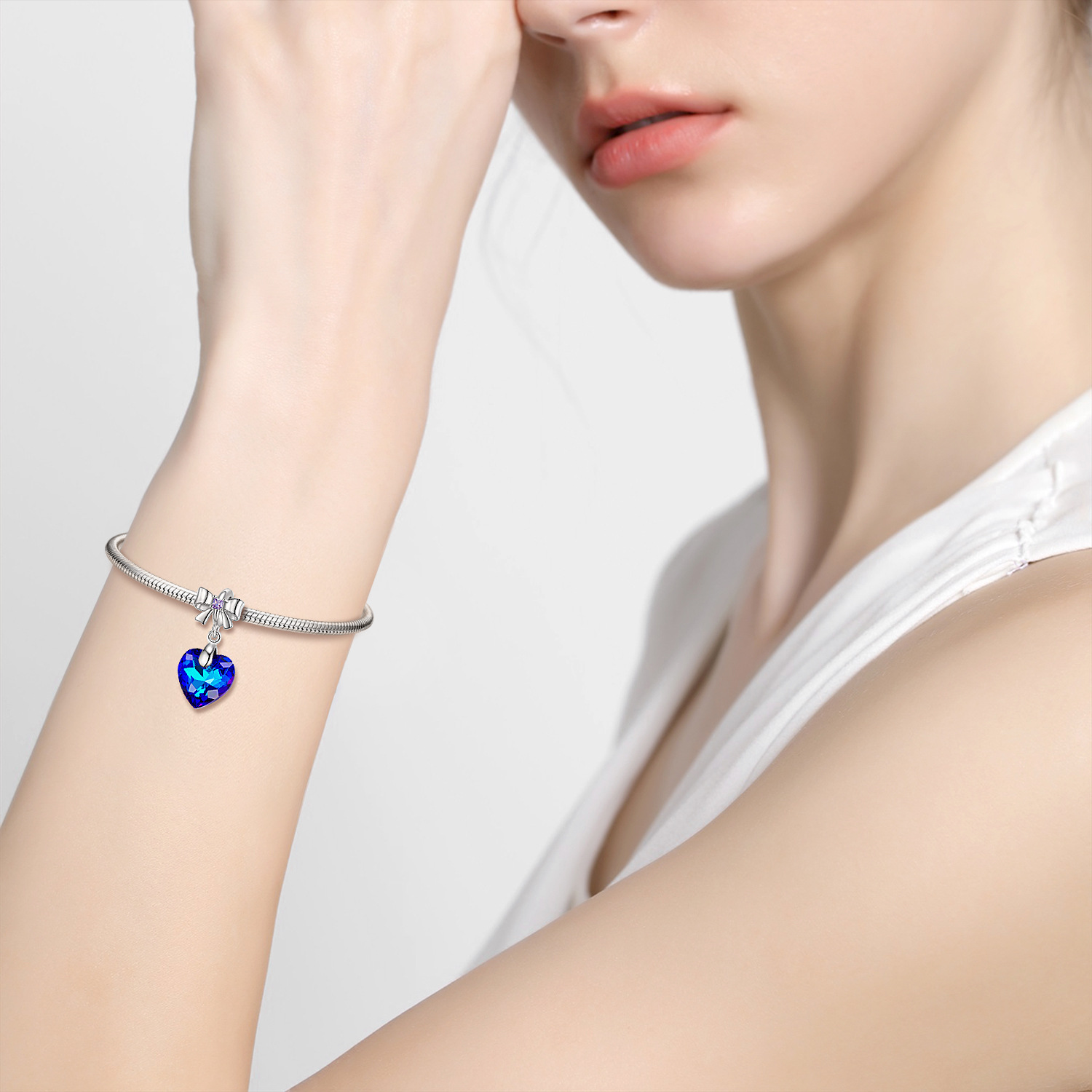 Blue Light Heart-shaped Crystal Pendant Sterling Silver 925 Bowknot Female Necklace Bracelet Diy Accessories